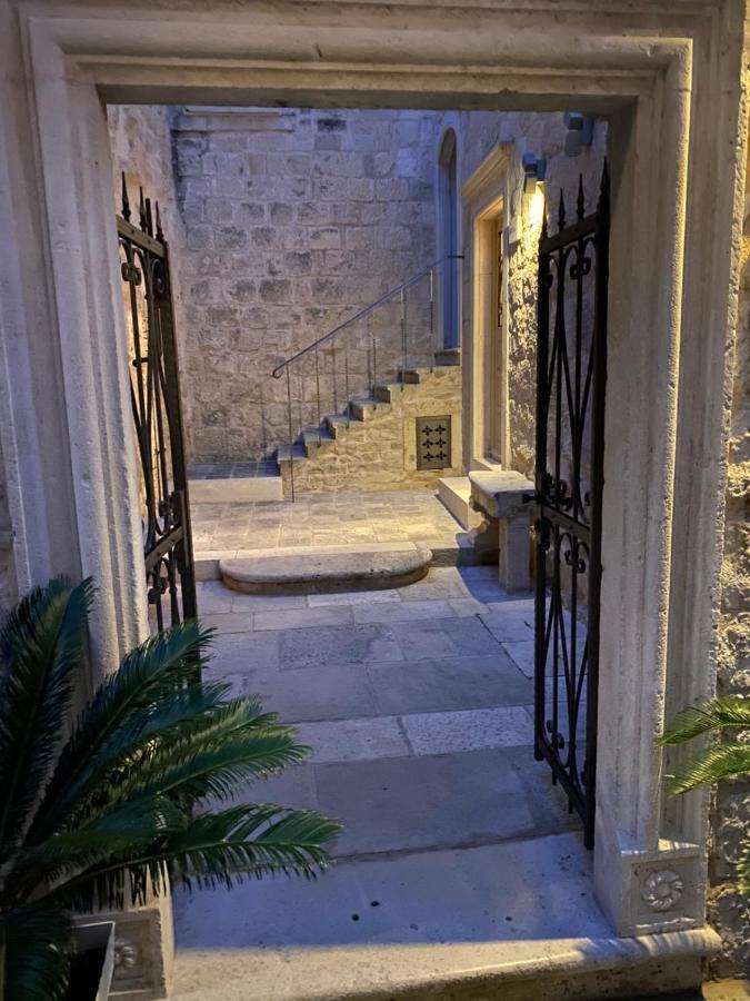 Blue Water Apartment Zrnovo ภายนอก รูปภาพ