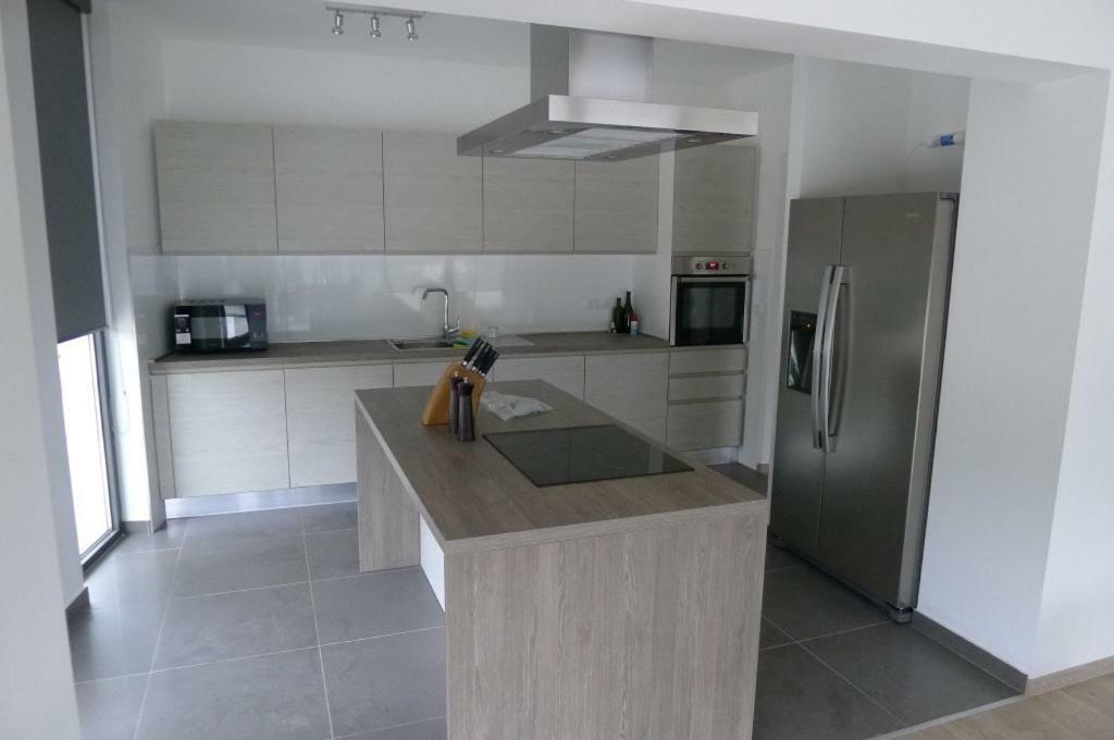 Blue Water Apartment Zrnovo ภายนอก รูปภาพ