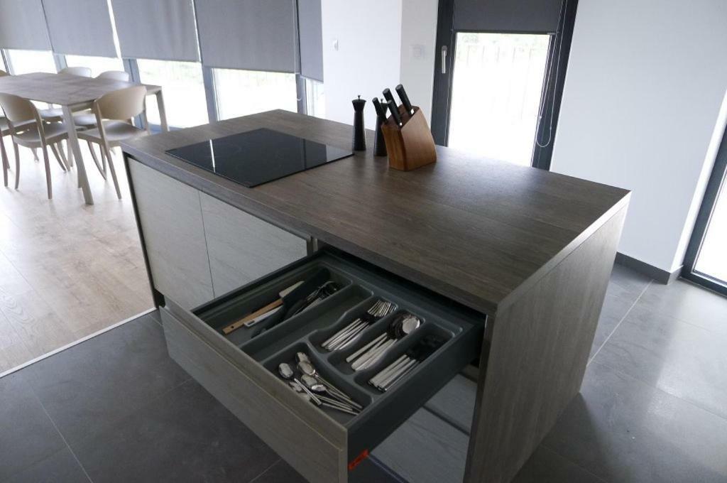Blue Water Apartment Zrnovo ภายนอก รูปภาพ