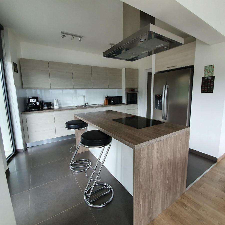Blue Water Apartment Zrnovo ภายนอก รูปภาพ